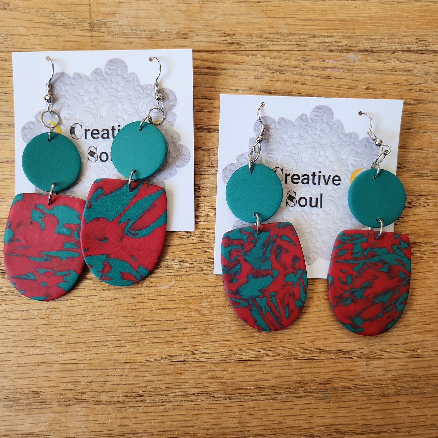 Seasonal Stella dangles