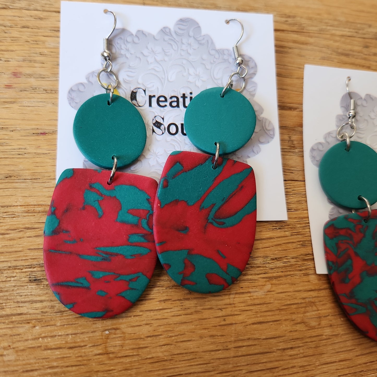 Seasonal Stella dangles